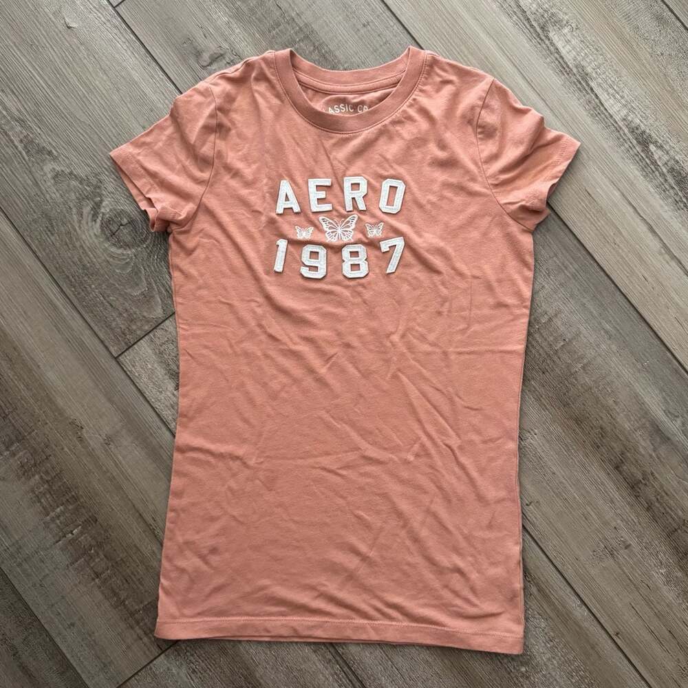 Aéropostale  Classic Crew AERO 1987 Butterfly Graphic T-Shirt
